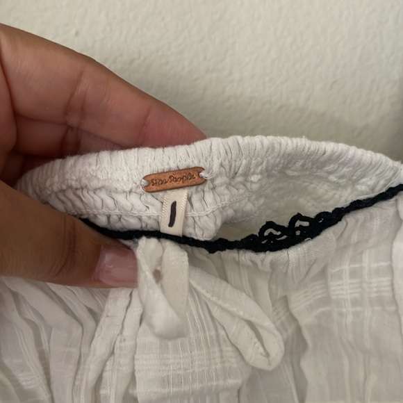 NEW Free People White and Black Women's Top Size L - Picture 6 of 6